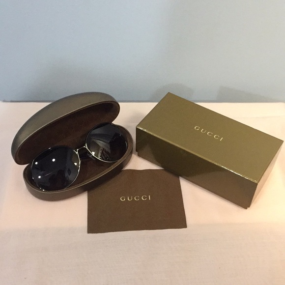 Gucci oversized Sunglasses